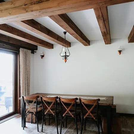 Prvosienka 샬레 Oravská Lesná